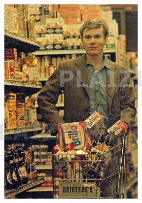 Andy Warhol au supermarché (P5393)