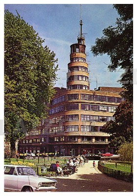 Place Flagey, Bruxelles, 1960 (p 5128)