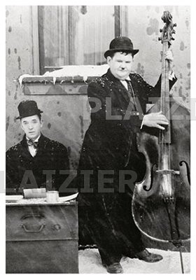 Stan Laurel & Oliver Hardy in 'Below Zero' (p 5958)