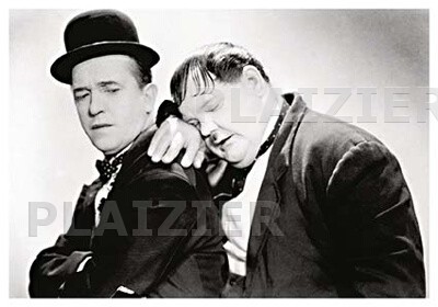 Stan Laurel en Oliver Hardy (p 0385)