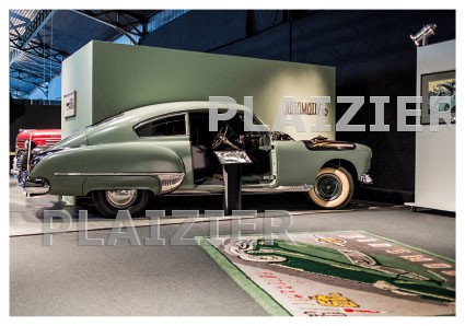 1949 Oldsmobile @ Autoworld Brussels (p6372)